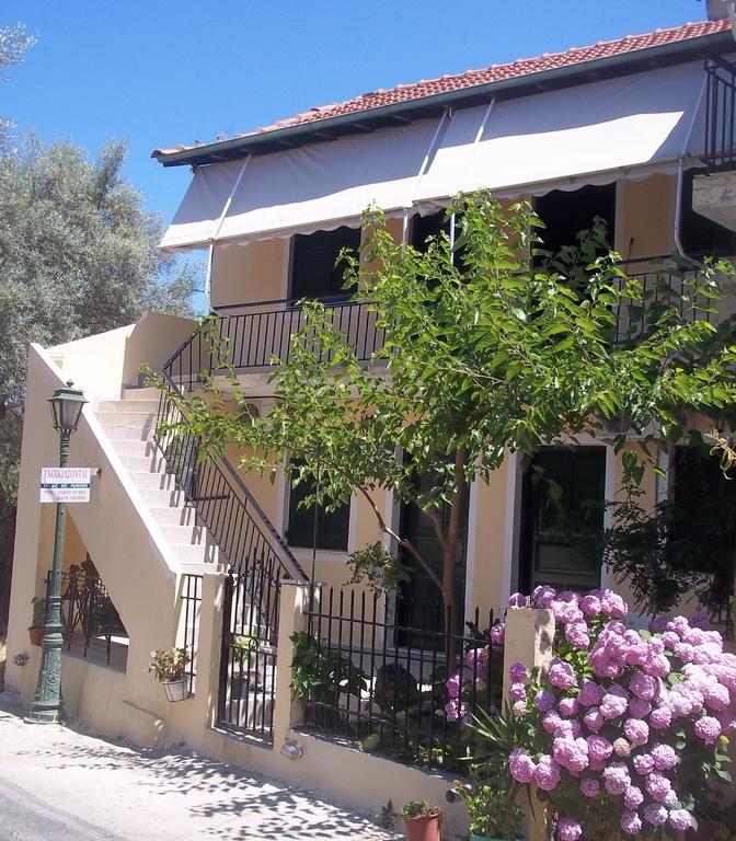 En Leuko Apartments Tsoukaládhes Cameră foto